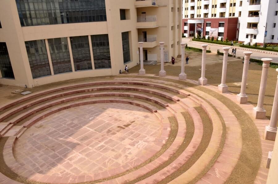 Mangalayatan University Aligarh Campus & Infrastructure photo 18